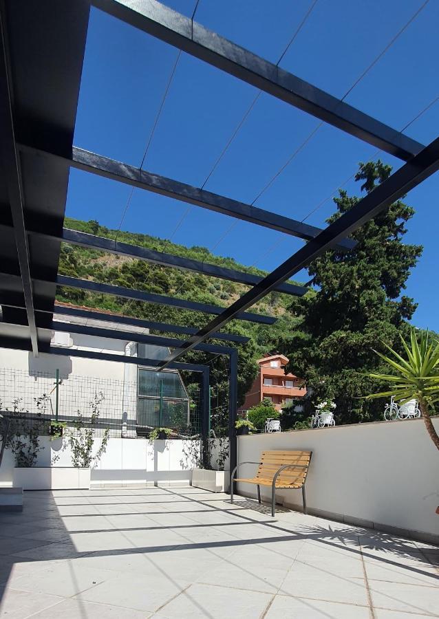 Villa D&B بودفا المظهر الخارجي الصورة