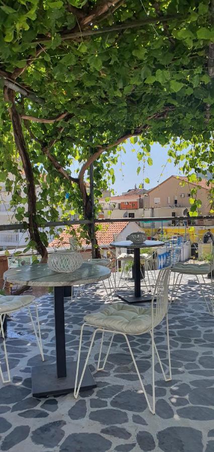 Villa D&B بودفا المظهر الخارجي الصورة
