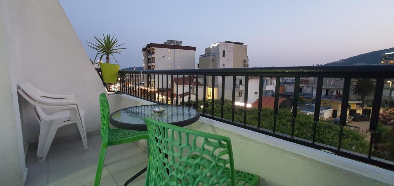Villa D&B بودفا المظهر الخارجي الصورة